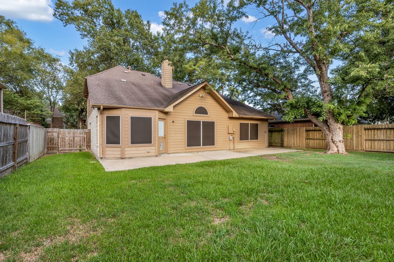 23915 Spring Oak Drive Spring, TX 77373 - Photo 33 of 37 Gallery Image 33