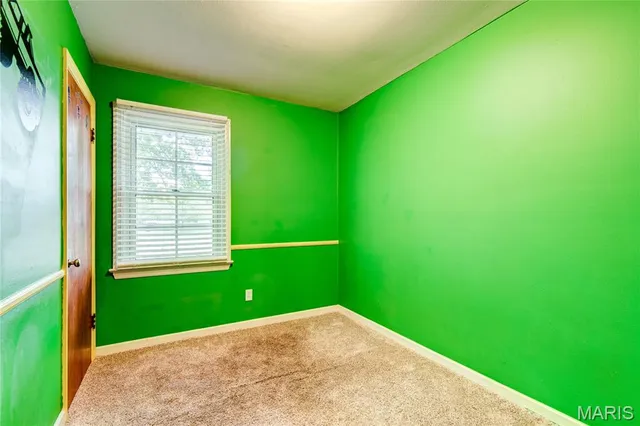 $120,000 | 279 Elmdale Court, Florissant, MO 63031