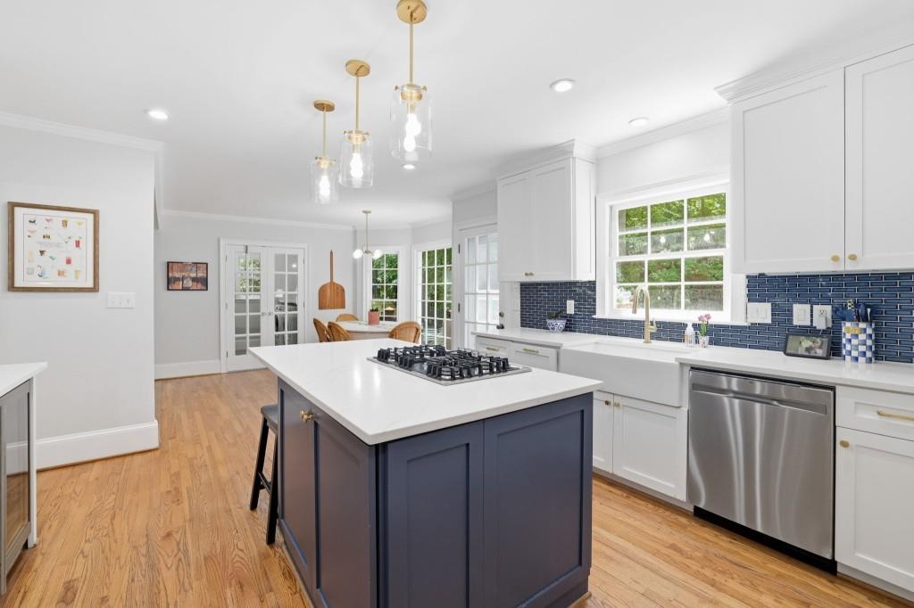 898 Byrnwyck Road Northeast Atlanta, GA 30319 - Photo 15 of 53