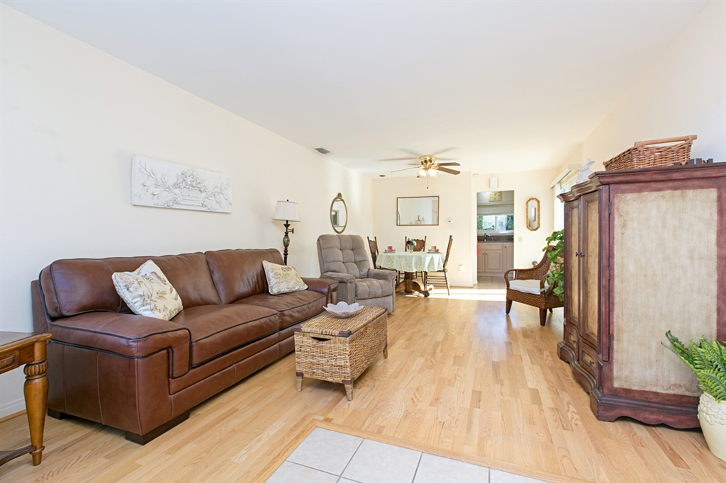 1440 Panorama Ridge Road Oceanside, CA 92056 - Photo 3 of 19 Living Room