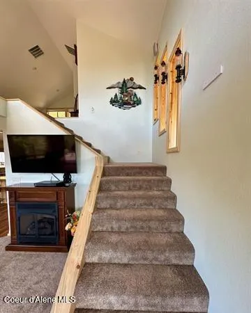 $518,000 | 23003 Deer Creek Road, Winchester, ID 83555