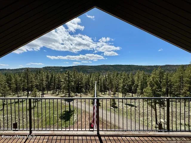 $518,000 | 23003 Deer Creek Road, Winchester, ID 83555