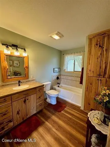 $518,000 | 23003 Deer Creek Road, Winchester, ID 83555