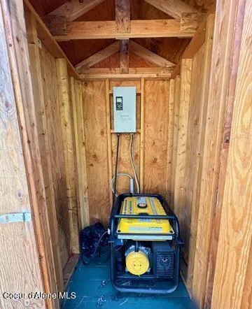 $518,000 | 23003 Deer Creek Road, Winchester, ID 83555