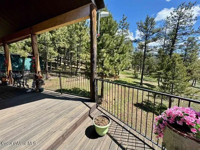 $518,000 | 23003 Deer Creek Road, Winchester, ID 83555