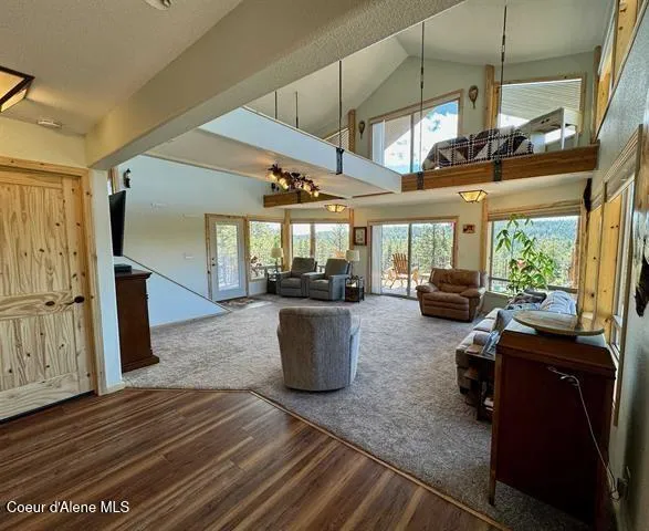 $518,000 | 23003 Deer Creek Road, Winchester, ID 83555