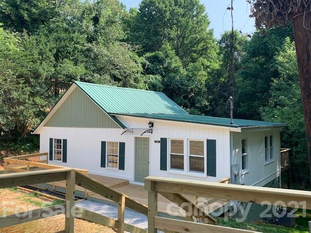 218 Roby Conley Road Marion, NC 28752 - Photo 4 of 28 Gallery Image 4
