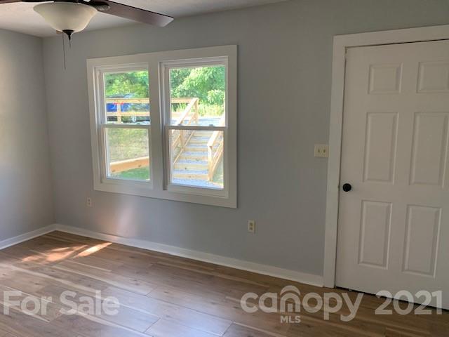 218 Roby Conley Road Marion, NC 28752 - Photo 5 of 28 Gallery Image 5