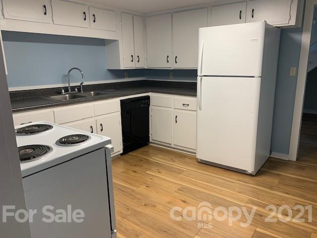 218 Roby Conley Road Marion, NC 28752 - Photo 7 of 28 Gallery Image 7