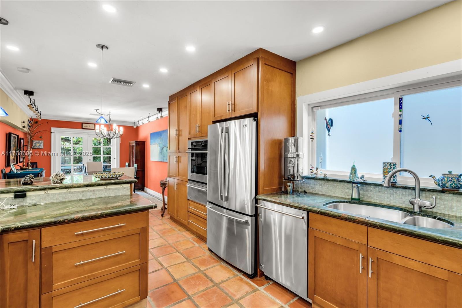 3240 Morris Lane Miami, FL 33133 - Photo 15 of 61