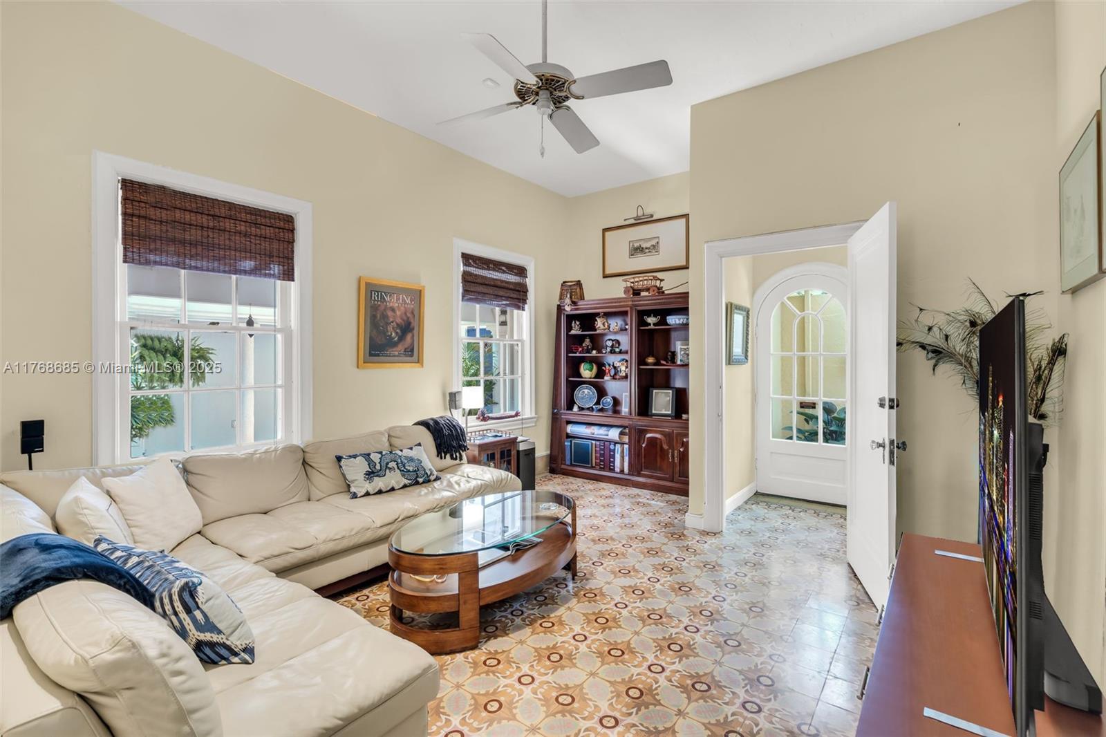 3240 Morris Lane Miami, FL 33133 - Photo 35 of 61