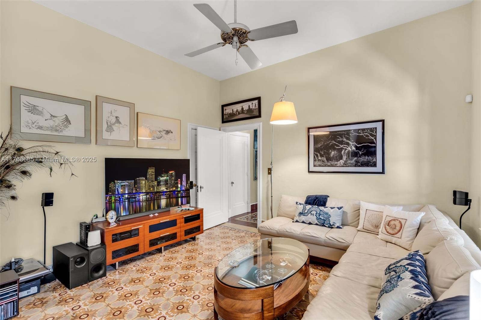 3240 Morris Lane Miami, FL 33133 - Photo 36 of 61