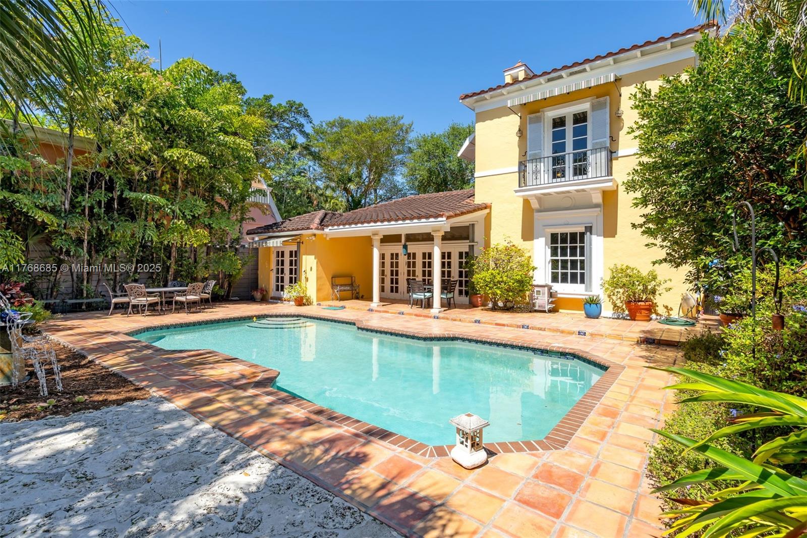 3240 Morris Lane Miami, FL 33133 - Photo 4 of 61