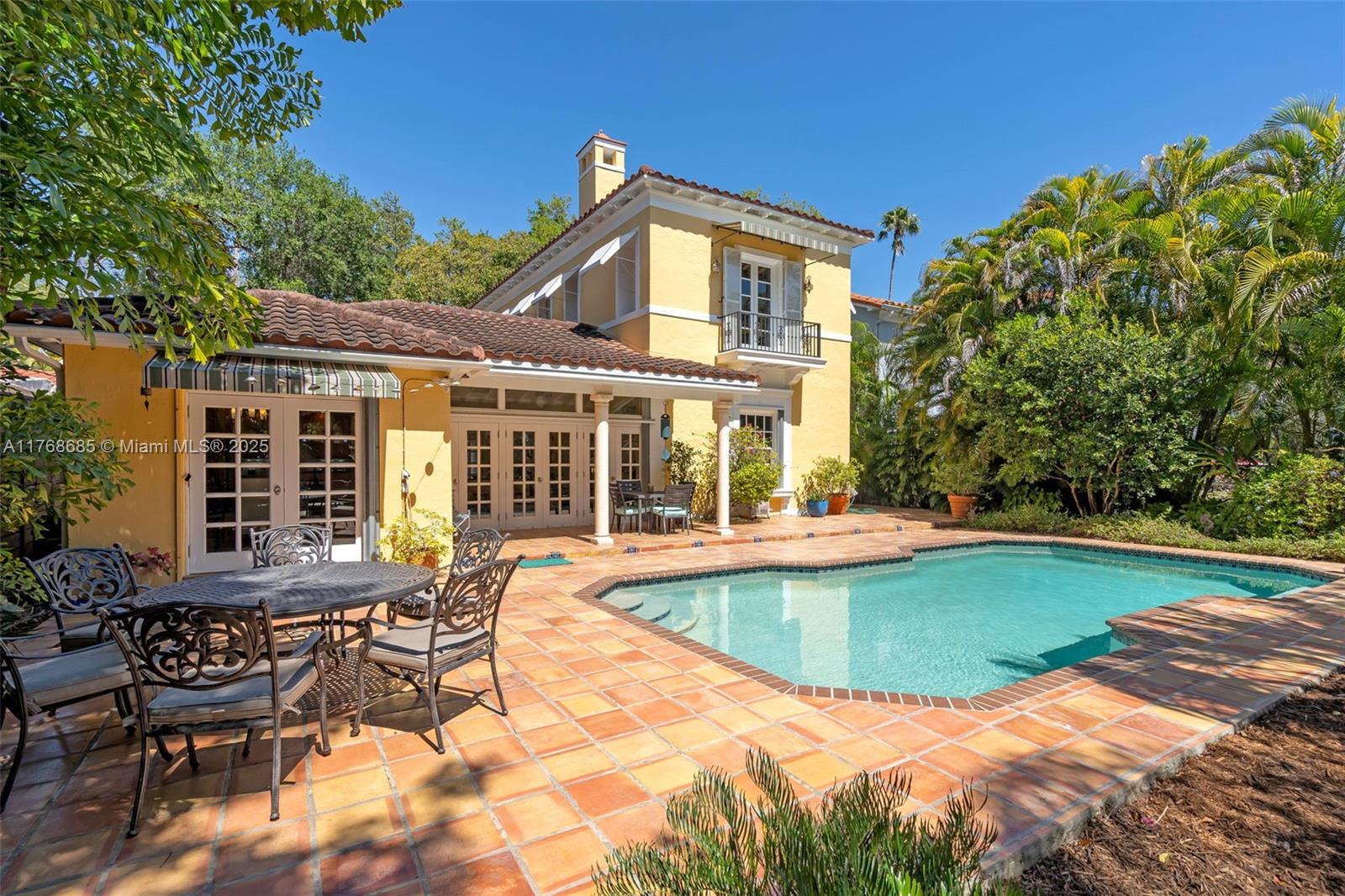 3240 Morris Lane Miami, FL 33133 - Photo 5 of 61