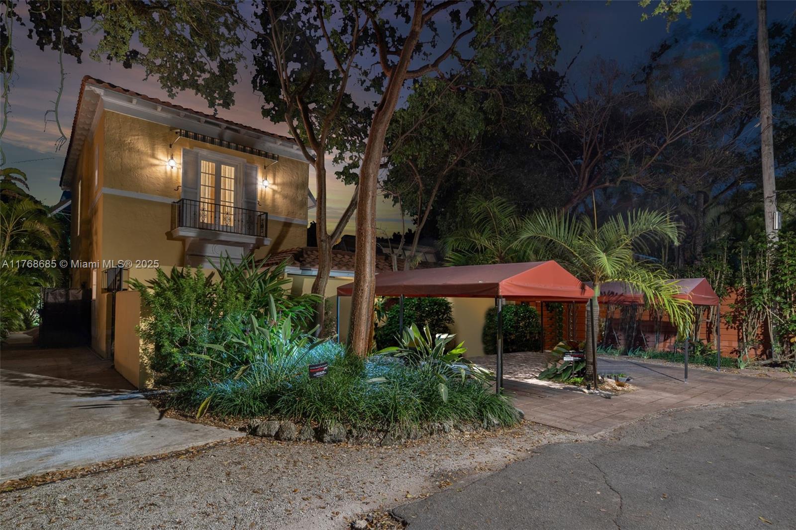 3240 Morris Lane Miami, FL 33133 - Photo 55 of 61