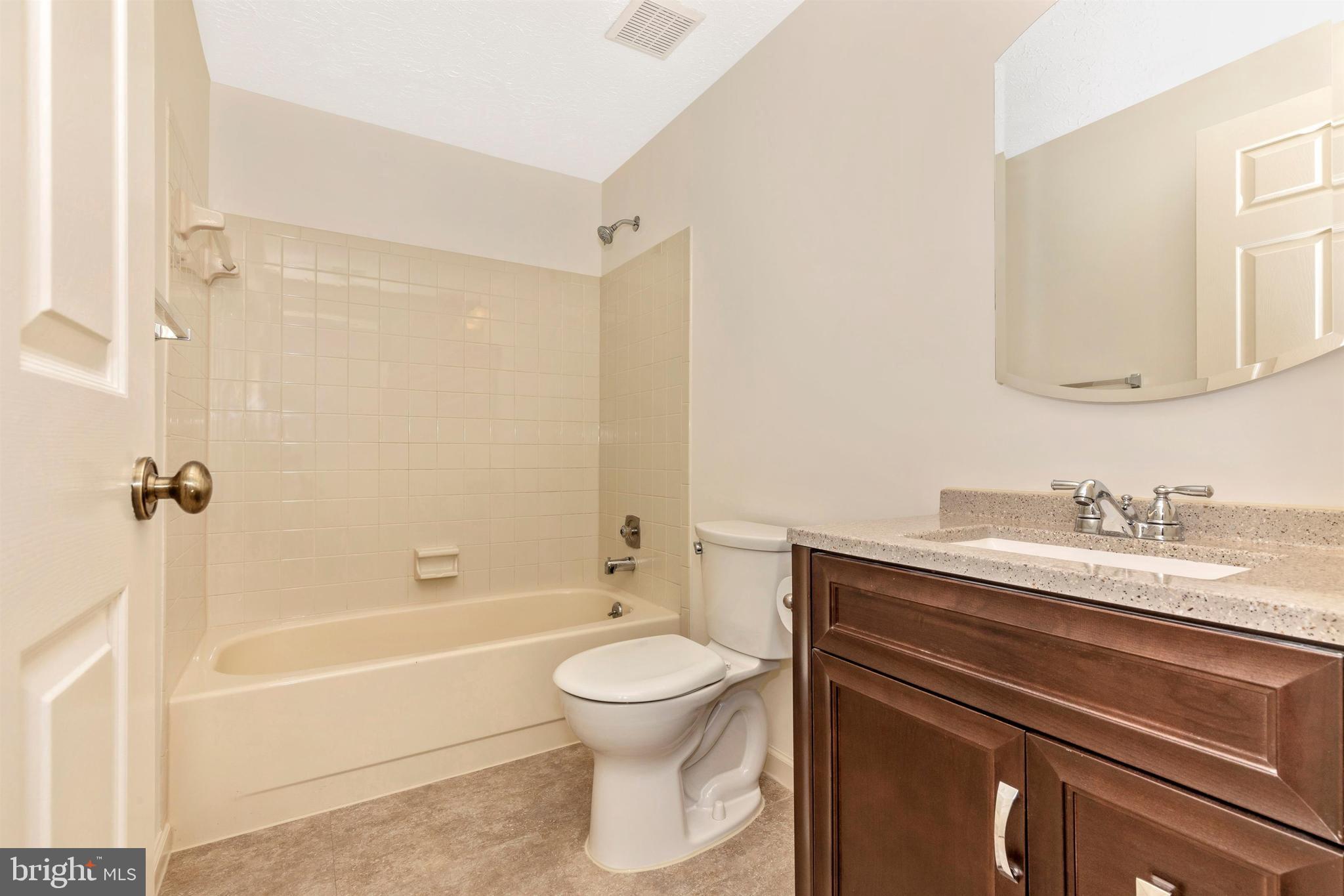 588 Pumphouse Road Frederick, MD 21703 - Photo 37 of 58 Shared Bath- Recently Remodeled