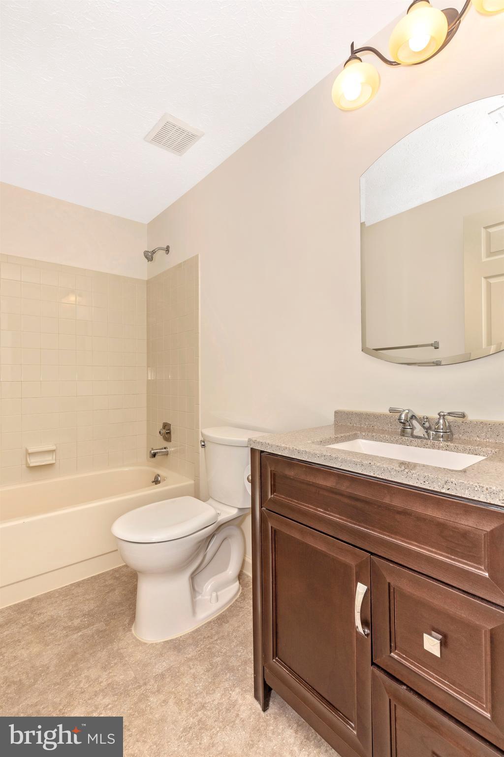 588 Pumphouse Road Frederick, MD 21703 - Photo 38 of 58 Shared Bath- Second Floor