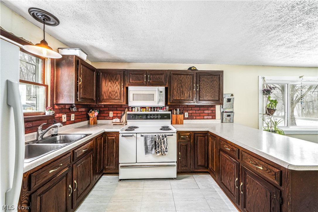 8511 Freedom Road Windham, OH 44288 - Photo 8 of 50 Gallery Image 8