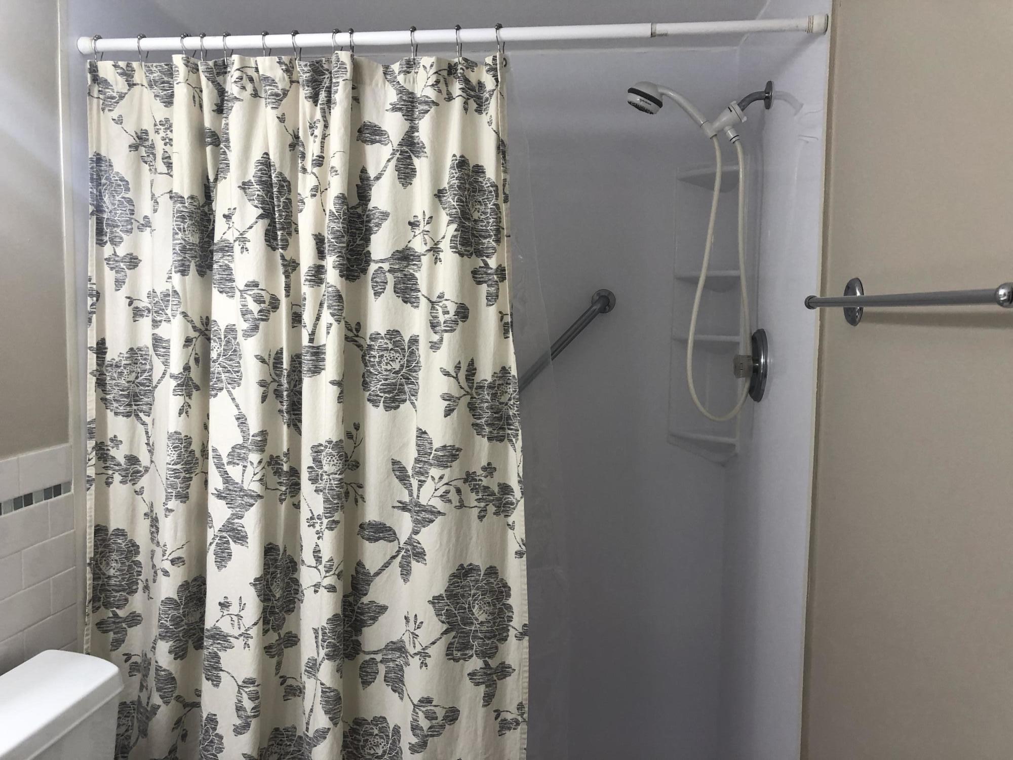 698 Northeast Spanish River Boulevard, Unit 160 Boca Raton, FL 33431 - Photo 17 of 28 Primary Bathroom
