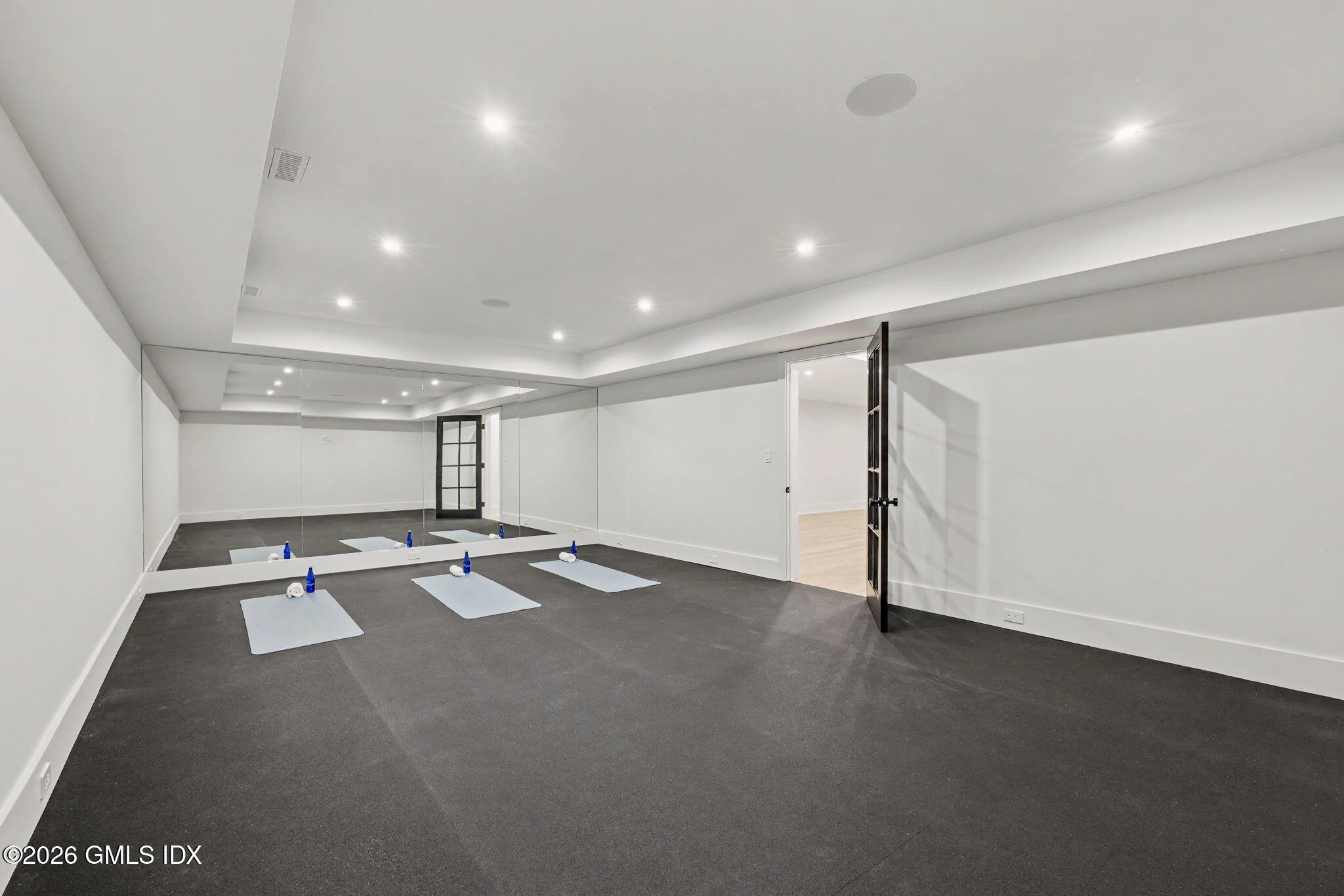 85 Indian Field Road Greenwich, CT 06830 - Photo 32 of 35 91-web-or-mls-85-indian-field-rd