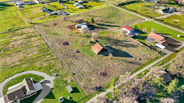 $549,000 | 25245 2nd Avenue, Los Molinos, CA 96055