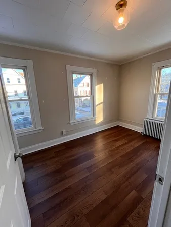 $2,200 | 8 Summer Street, Westerly, RI 02891