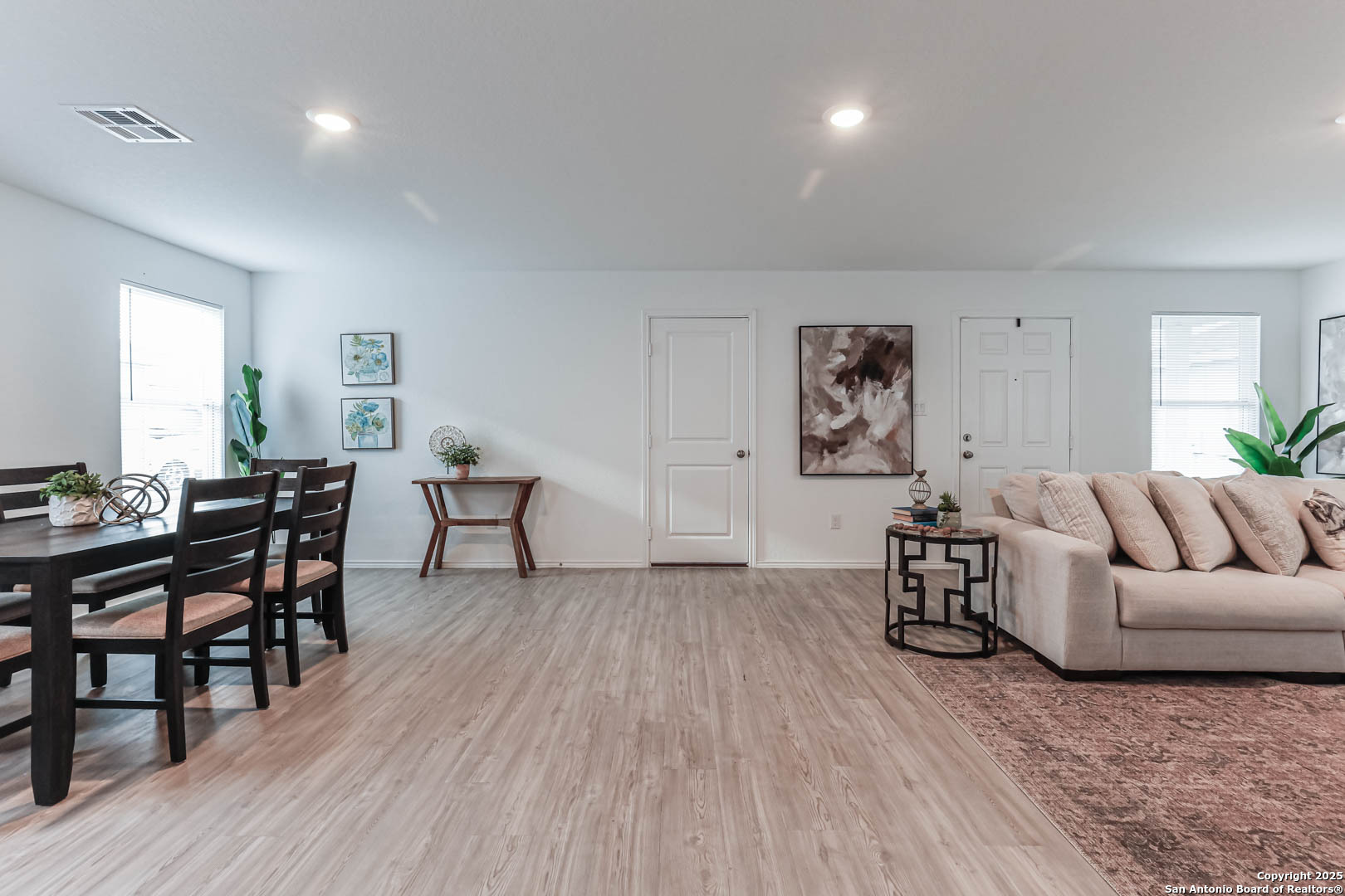 5935 Texas Seguin, TX 78155 - Photo 3 of 20 a living room with furniture and wooden floor