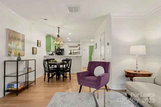 $1,850 | 1318 Green Oaks Lane, Charlotte, NC 28205