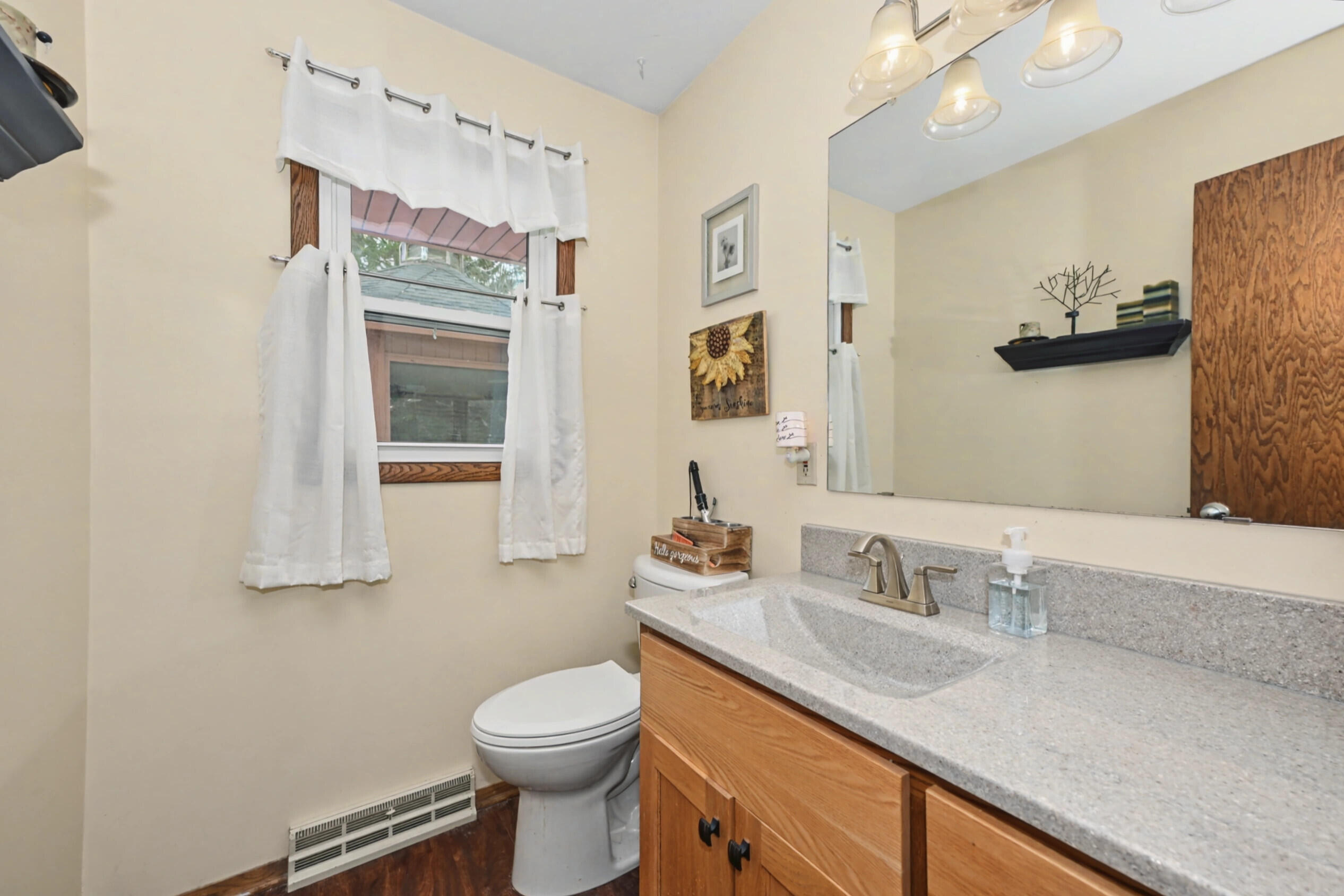 3125 91st Street Sturtevant, WI 53177 - Photo 14 of 43 07_Photo (16)