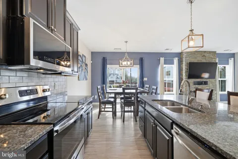 $495,000 | 7879 Uplands Drive, New Kent, VA 23124