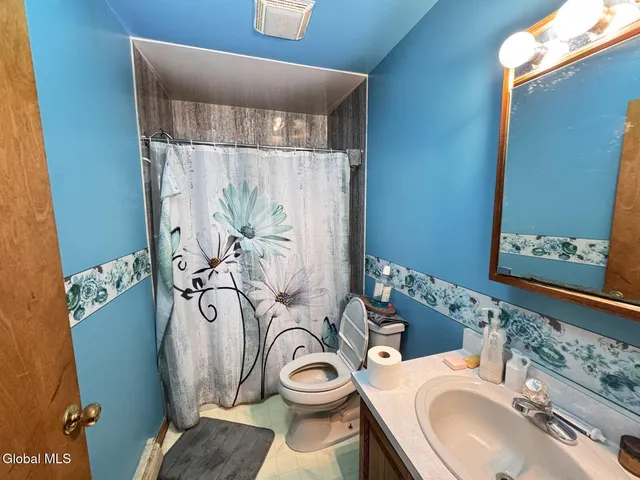 $220,000 | 902 Blodgett Hill Road, Coeymans, NY 12143