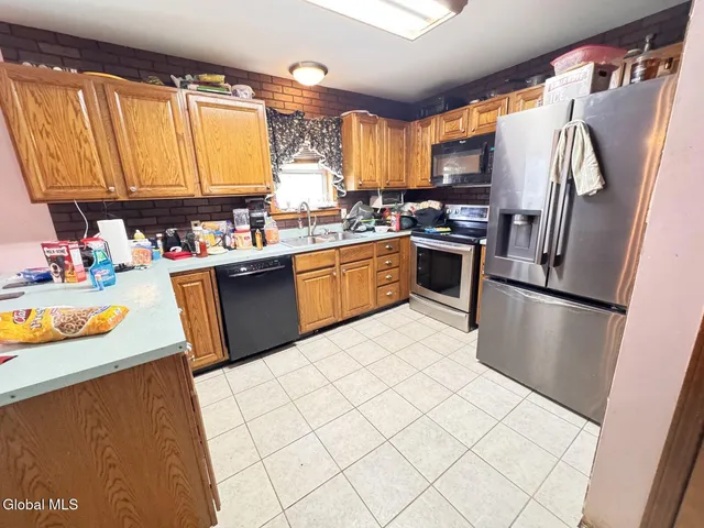 $220,000 | 902 Blodgett Hill Road, Coeymans, NY 12143