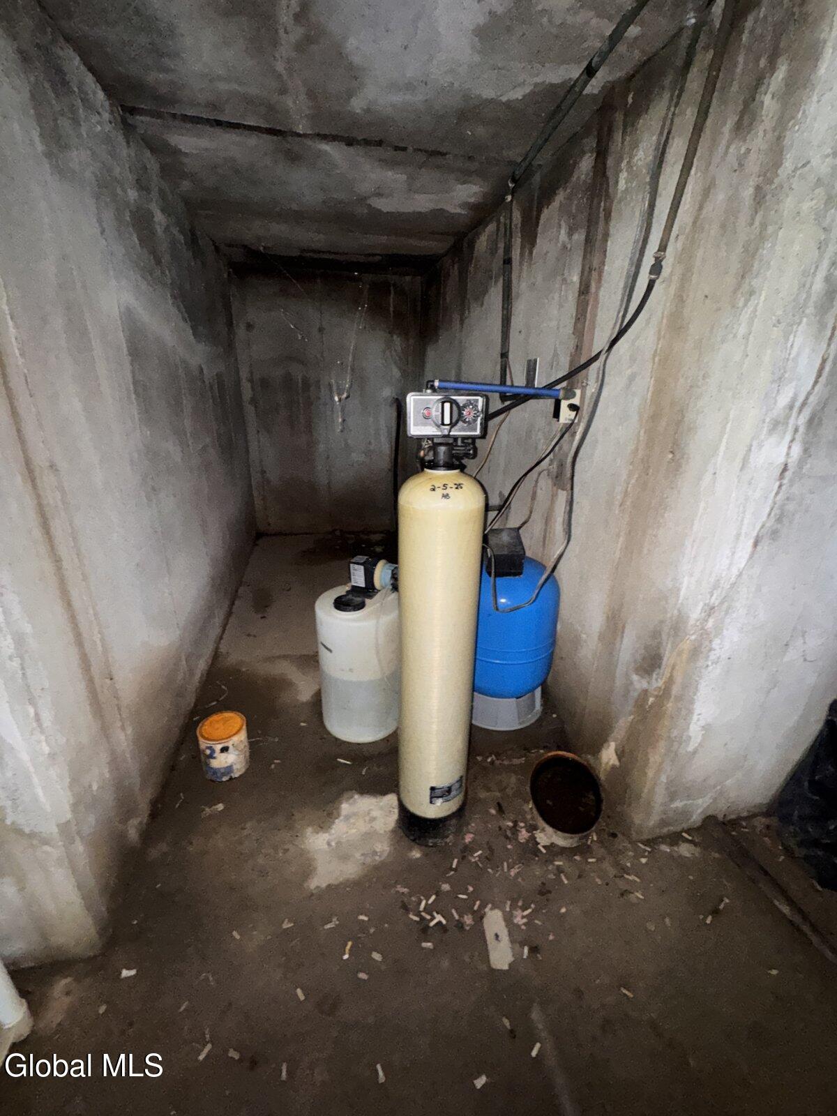 902 Blodgett Hill Road Coeymans, NY 12143 - Photo 23 of 29 Photo Oct 02 2025, 2 51 54 PM