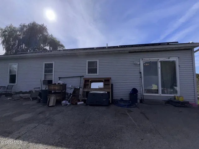 $220,000 | 902 Blodgett Hill Road, Coeymans, NY 12143