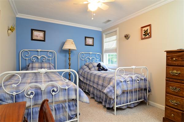 546 Wareham Road Plymouth, MA 02360 - Photo 13 of 20 Gallery Image 13
