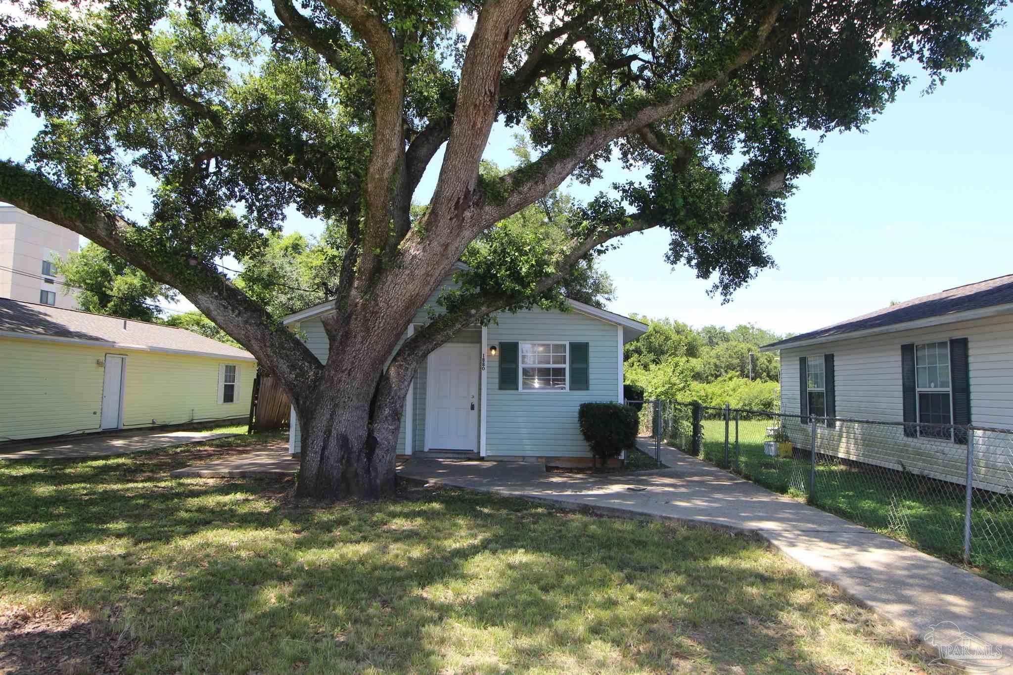 1880 West Godfrey St  