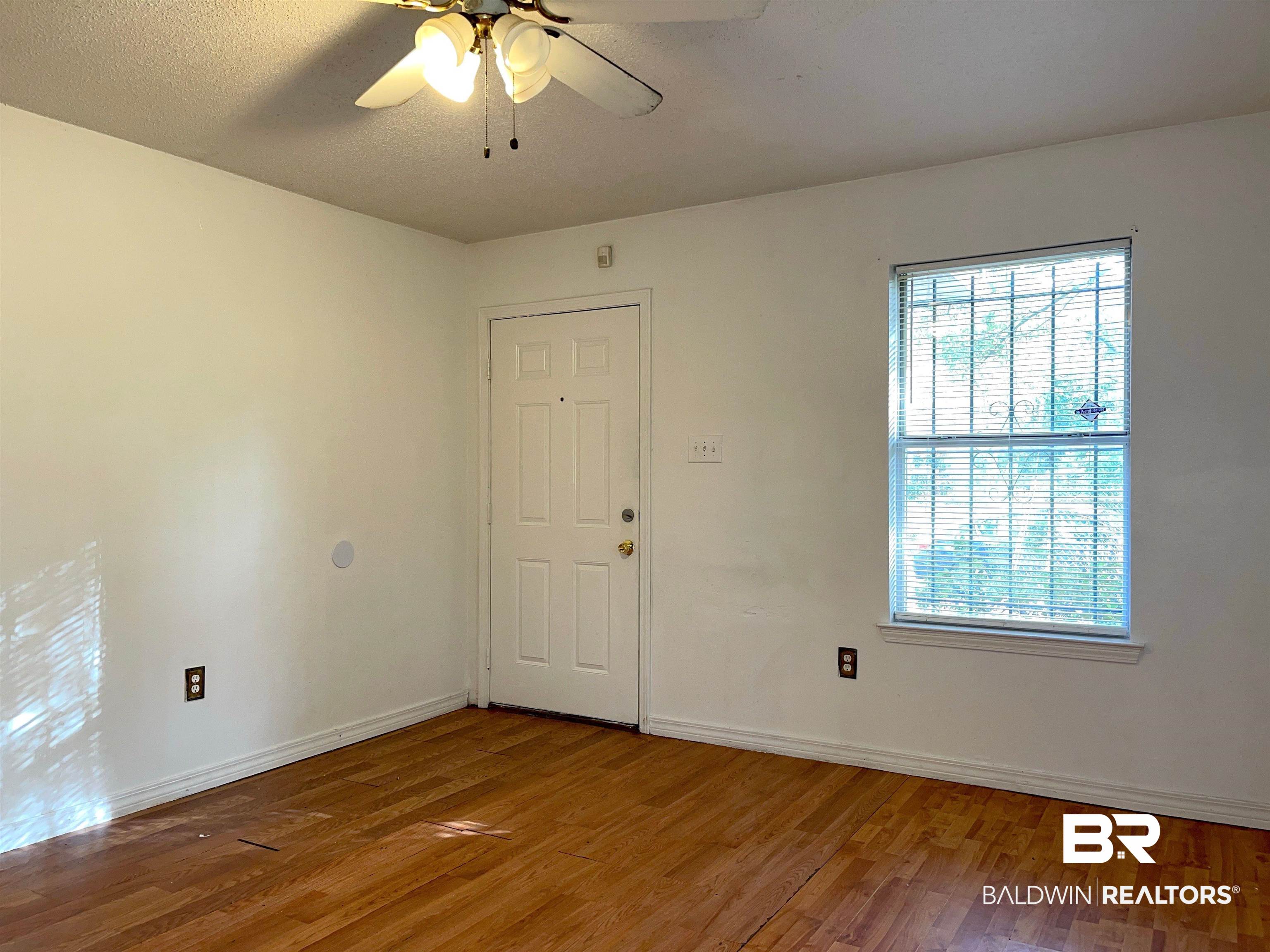 1756 Sligo Street Mobile, AL 36605 - Photo 9 of 27