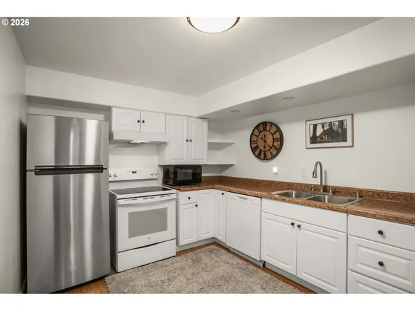 $849,000 | 12040 Northwest Lovejoy Street, Portland, OR 97229