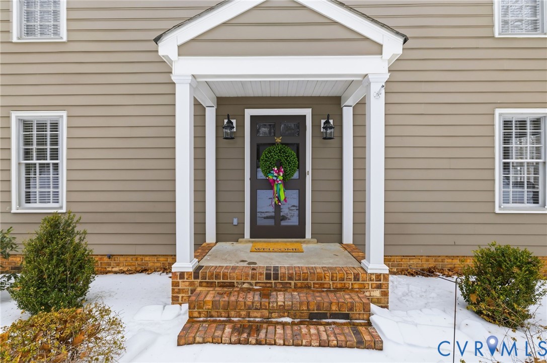 13111 Powderham Lane Midlothian, VA 23113 - Photo 2 of 37