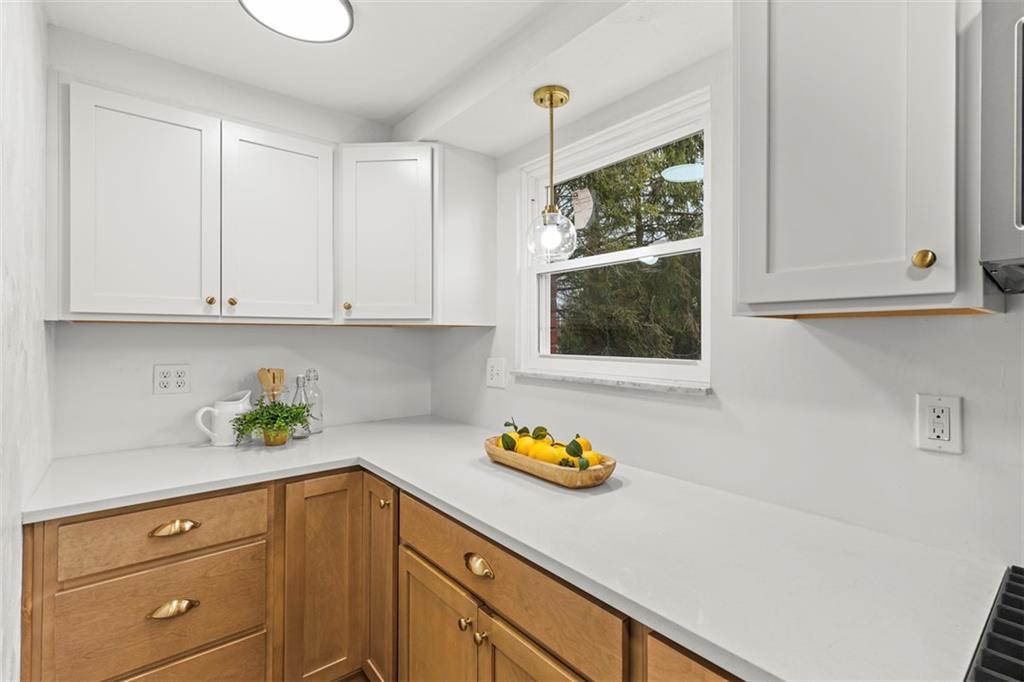 103 Old Farm Road Irwin, PA 15642 - Photo 14 of 47