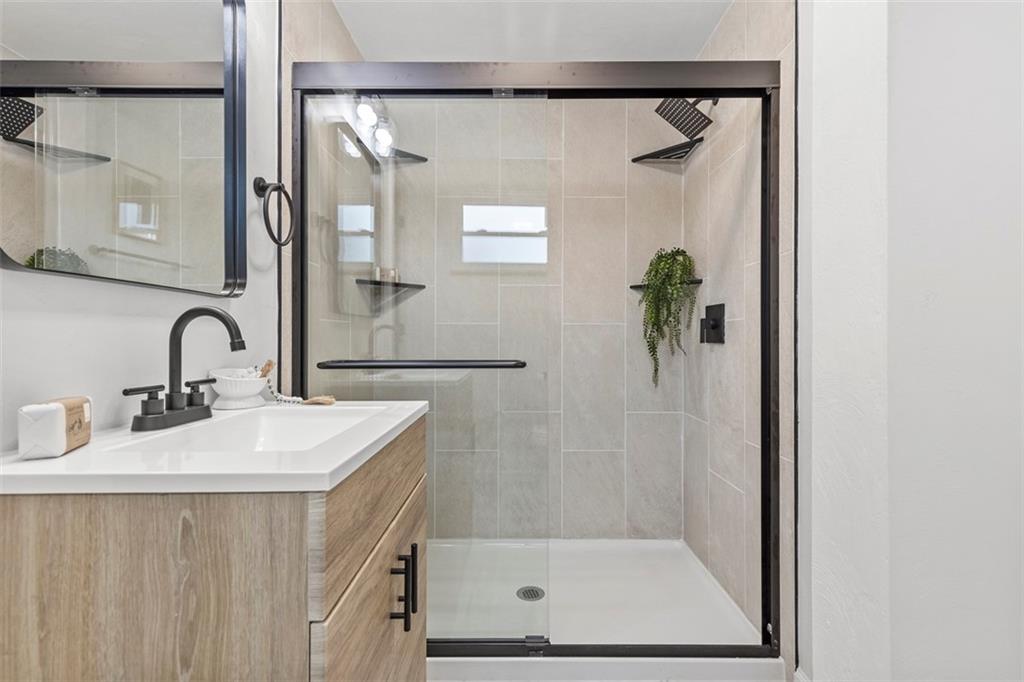 103 Old Farm Road Irwin, PA 15642 - Photo 24 of 47