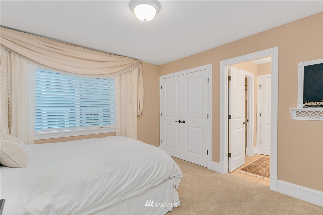 1817 Southeast 8th Place Renton, WA 98057 - Photo 20 of 24