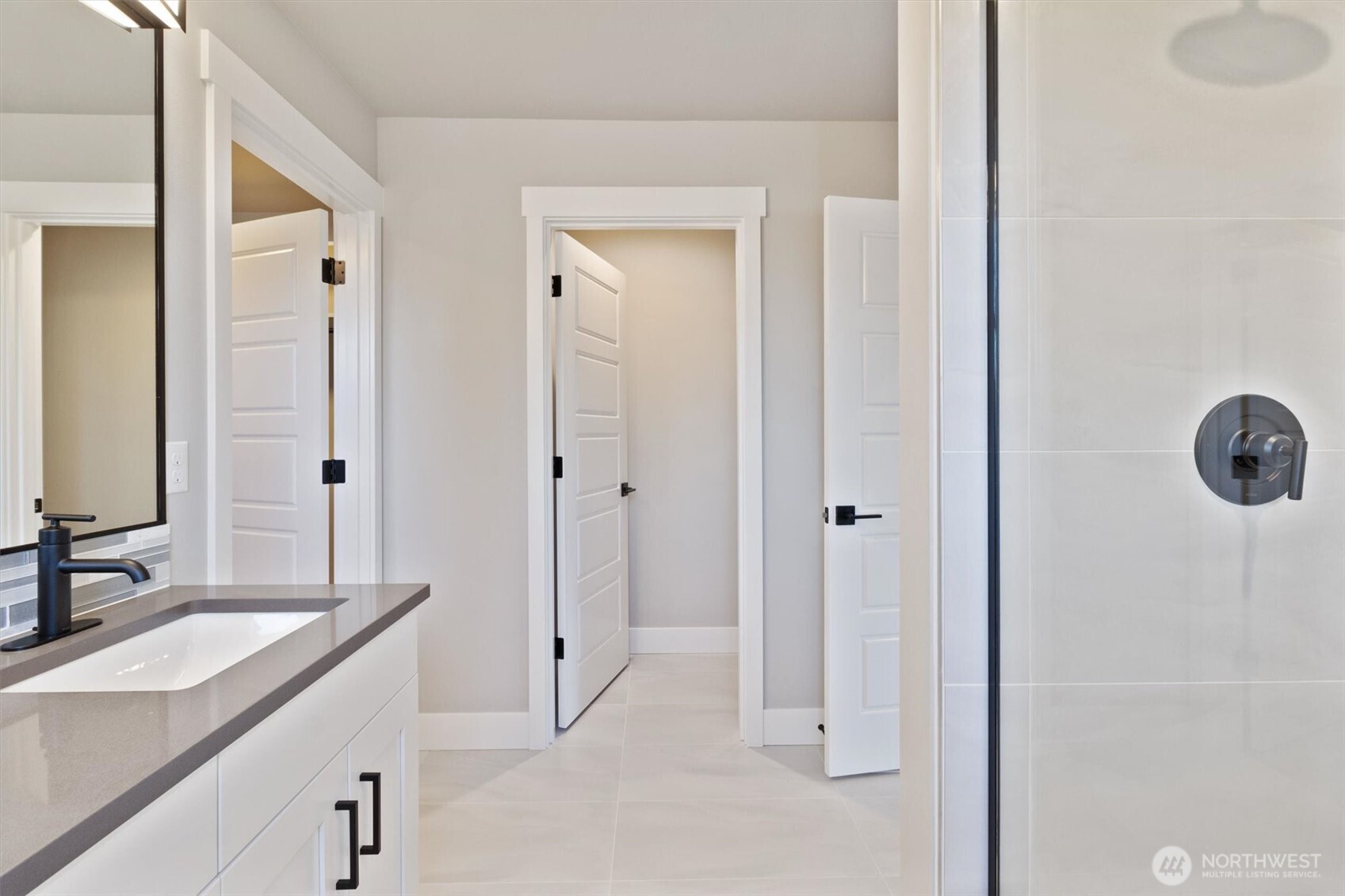 17825 Wallingford Avenue North, Unit A Shoreline, WA 98133 - Photo 27 of 38