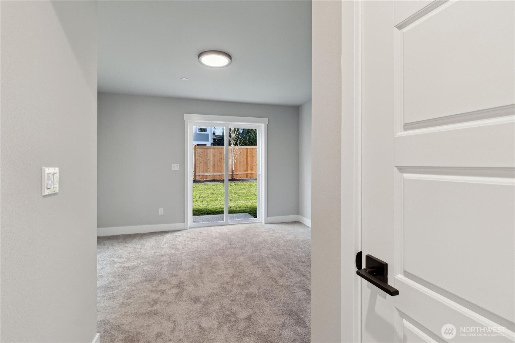 17825 Wallingford Avenue North, Unit A Shoreline, WA 98133 - Photo 5 of 38