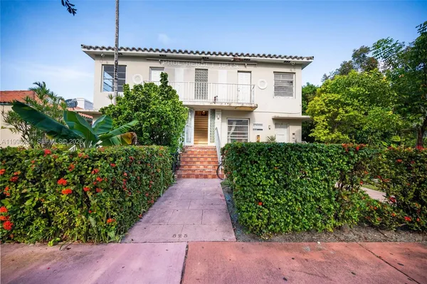 $1,500 | 825 Alton Road, Unit 2, Miami Beach, FL 33139