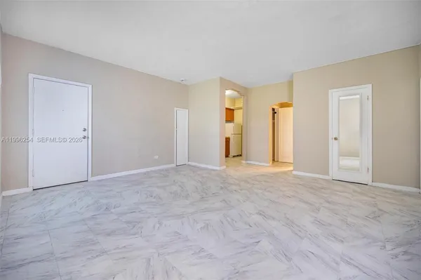 $1,500 | 825 Alton Road, Unit 2, Miami Beach, FL 33139