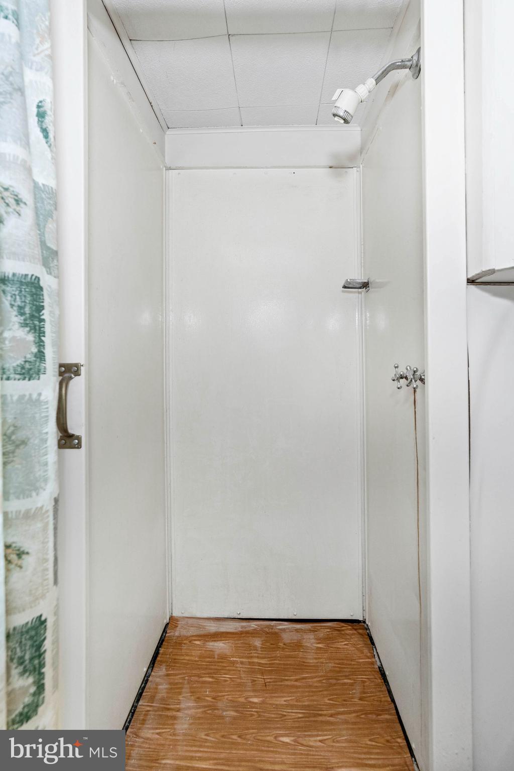 79 River Road Chesapeake City, MD 21915 - Photo 38 of 46 Stall Shower Bath #1