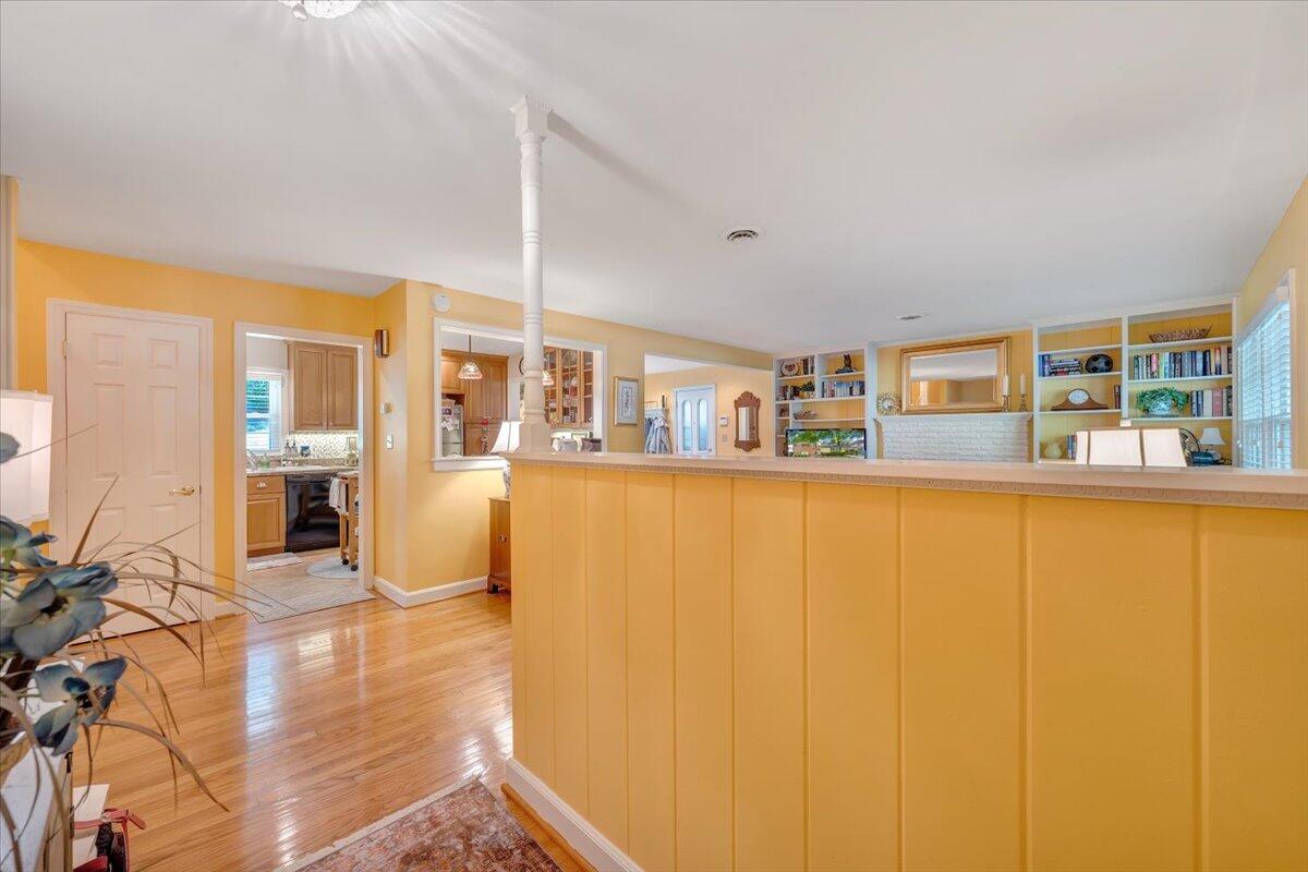2736 Beverly Boulevard Southwest Roanoke, VA 24015 - Photo 14 of 41 a living room with furniture and a large window