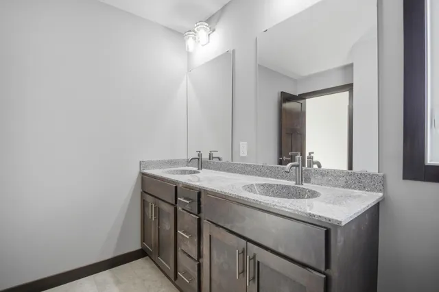 $559,000 | 1801 13th Avenue Northeast, Austin, MN 55912