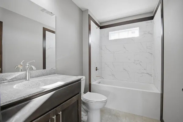 $559,000 | 1801 13th Avenue Northeast, Austin, MN 55912